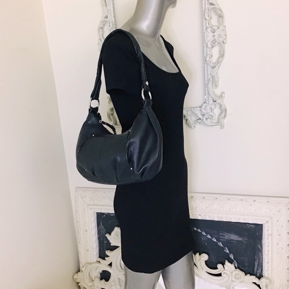 Tignanello Pepple Leather Shoulder Bag Purse - Picture 12 of 14